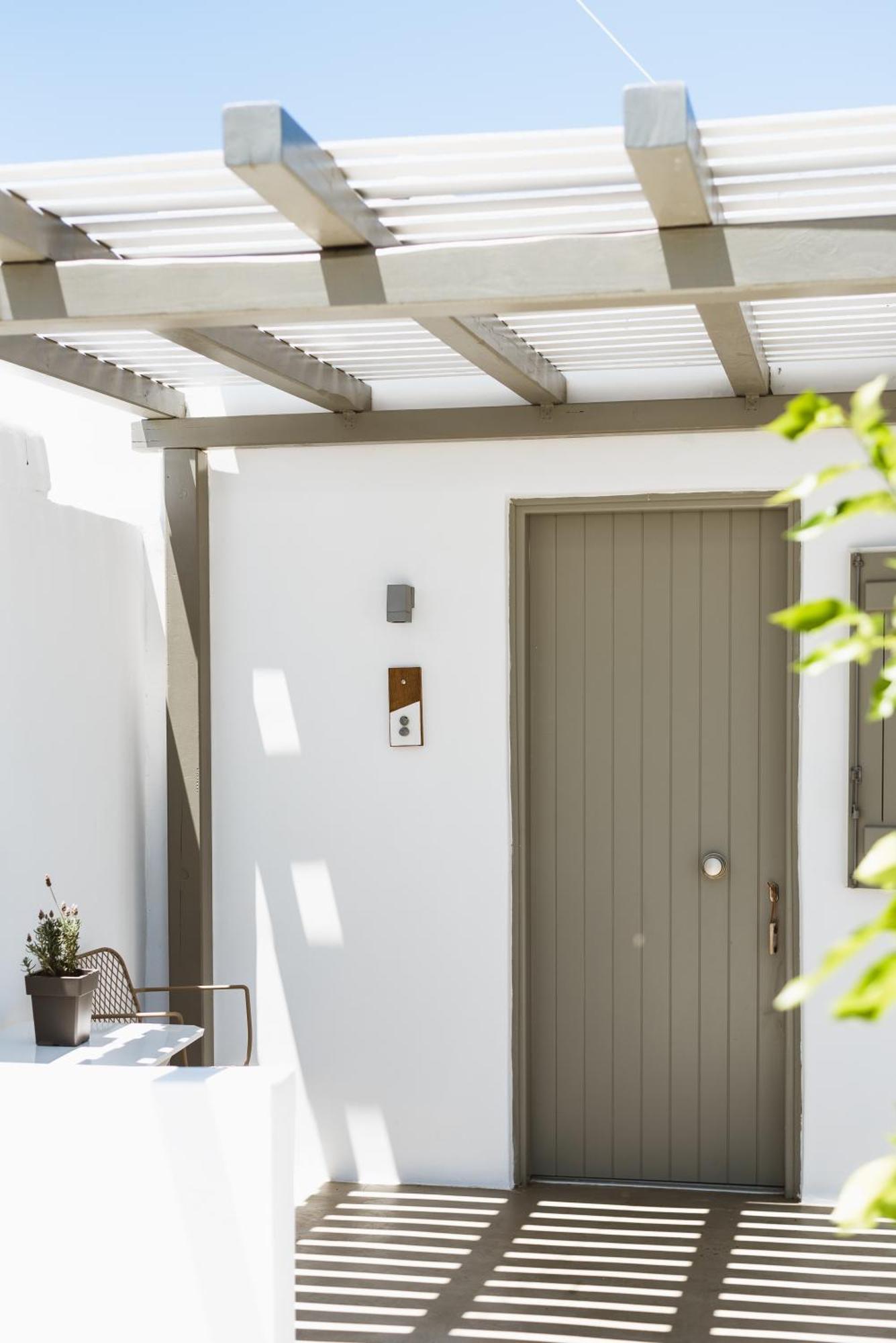 Апартаменты White And Grey Mykonos Town Экстерьер фото